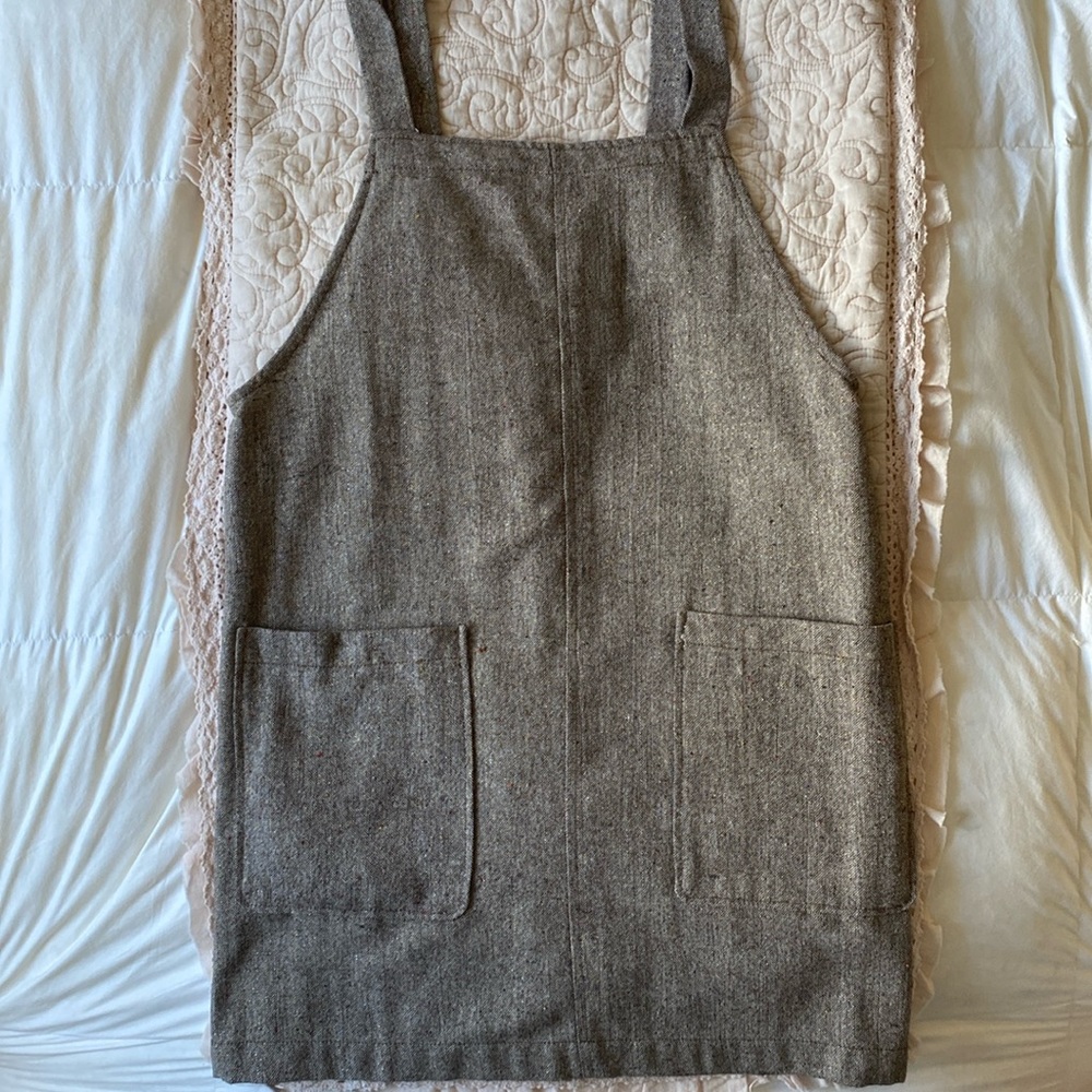 Short dress, size small